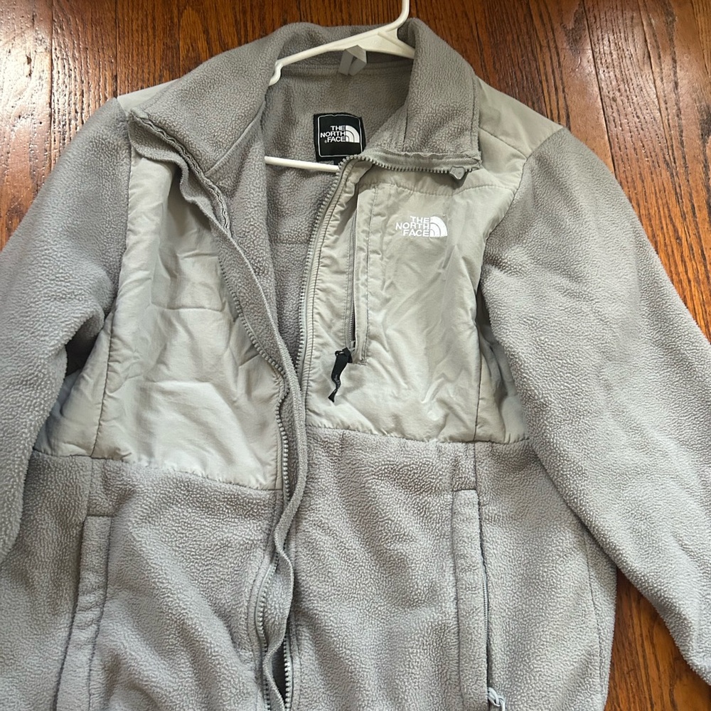The North Face Denali Light Gray Fleece Jacket
